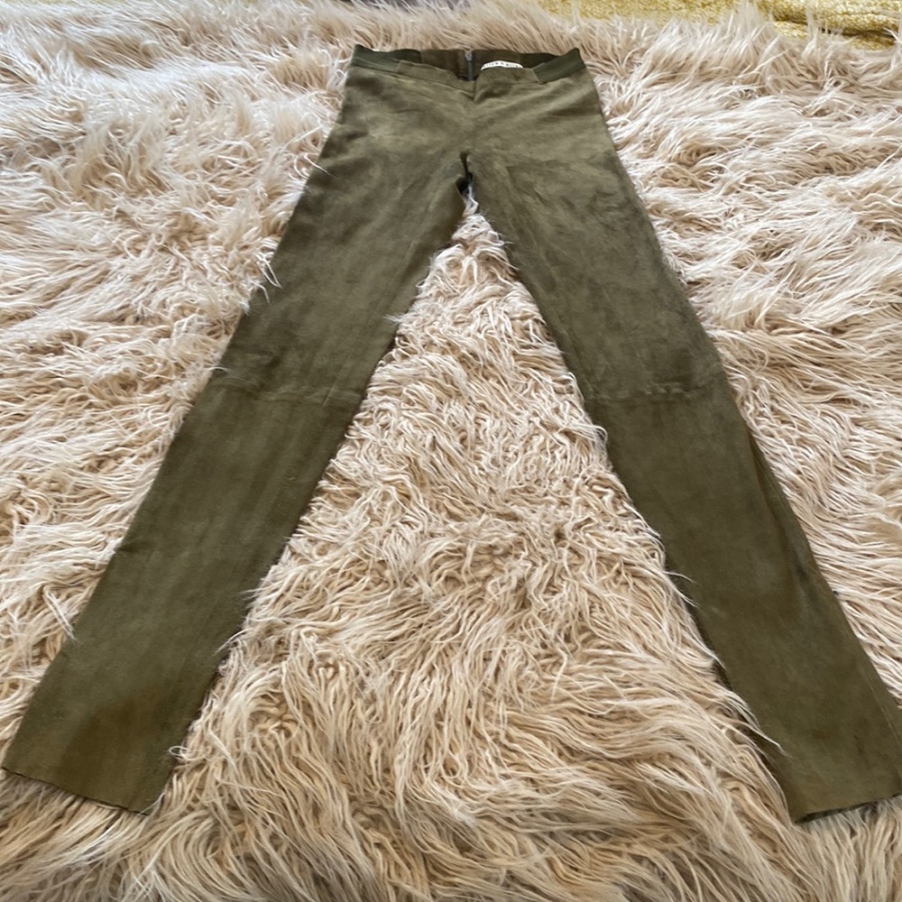 Alice + Olivia lambs leather olive green leggings size 0